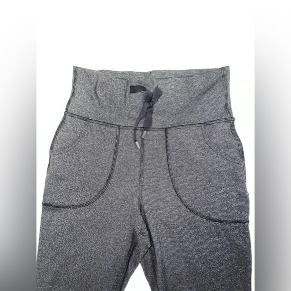 Lululemon Skinny Will Pants / Size 4 - Picture 9 of 12
